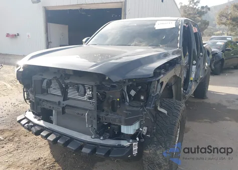 2025 Toyota Tacoma Sr5 z USA, uszkodzony, nr VIN 3TMKB5FN7SM033810